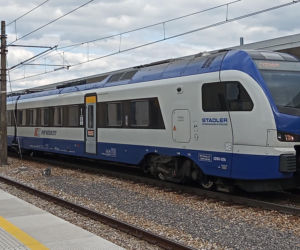 Kobieta umierała przez 6 godzin na peronie. Posłowie pytają ministra o fatalne procedury w PKP Intercity