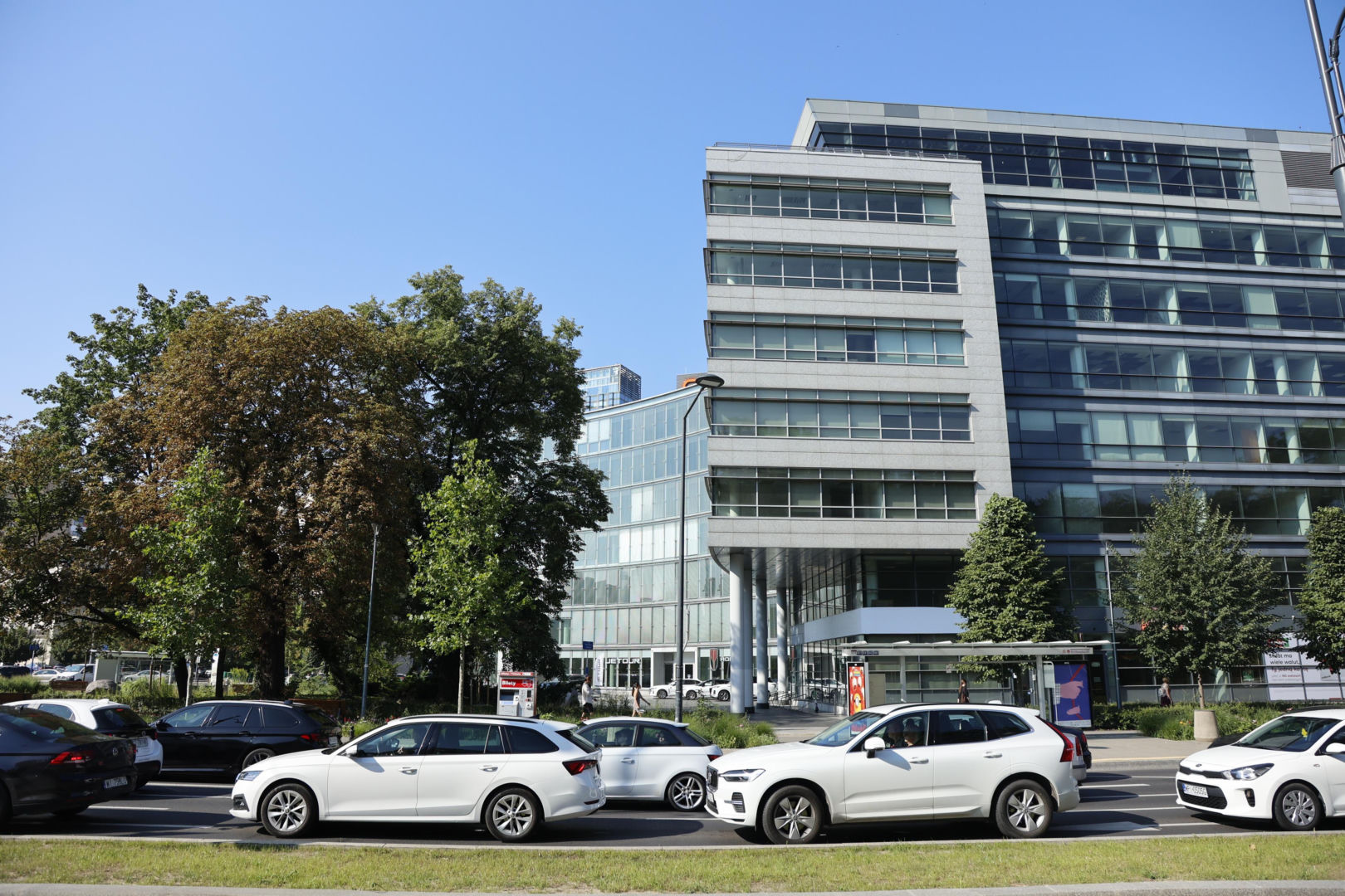 Biurowiec Saski Point na Marszałkowskiej 111 w Warszawie