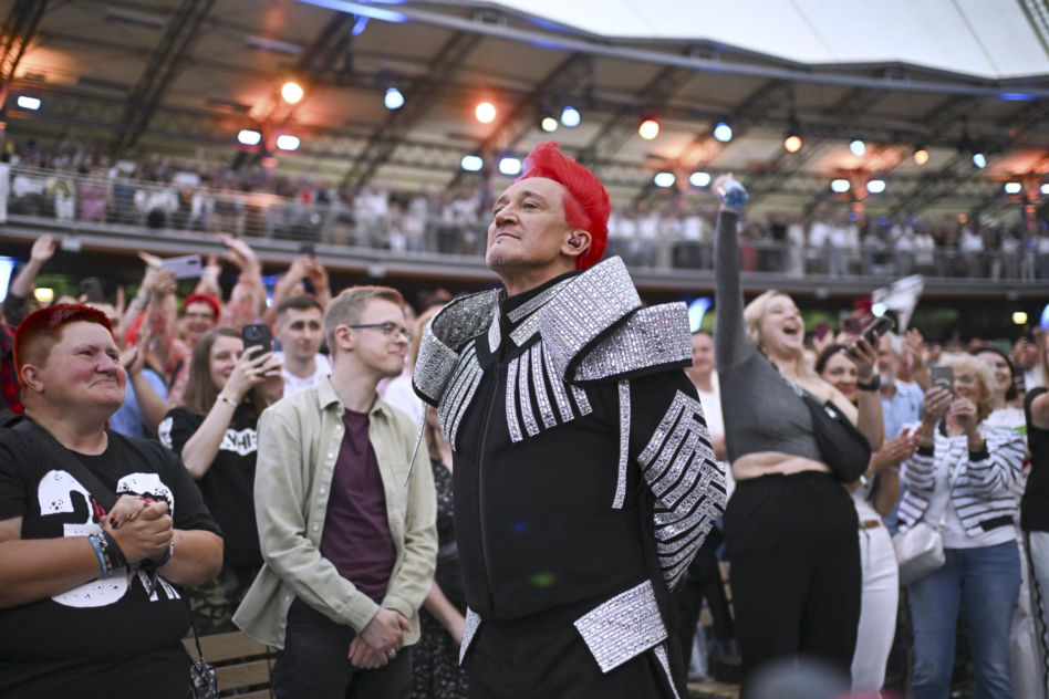 Michał Wiśniewski i jego trzy żony w Sopocie. Wszytko na jubileuszu 30-lecia Ich Troje
