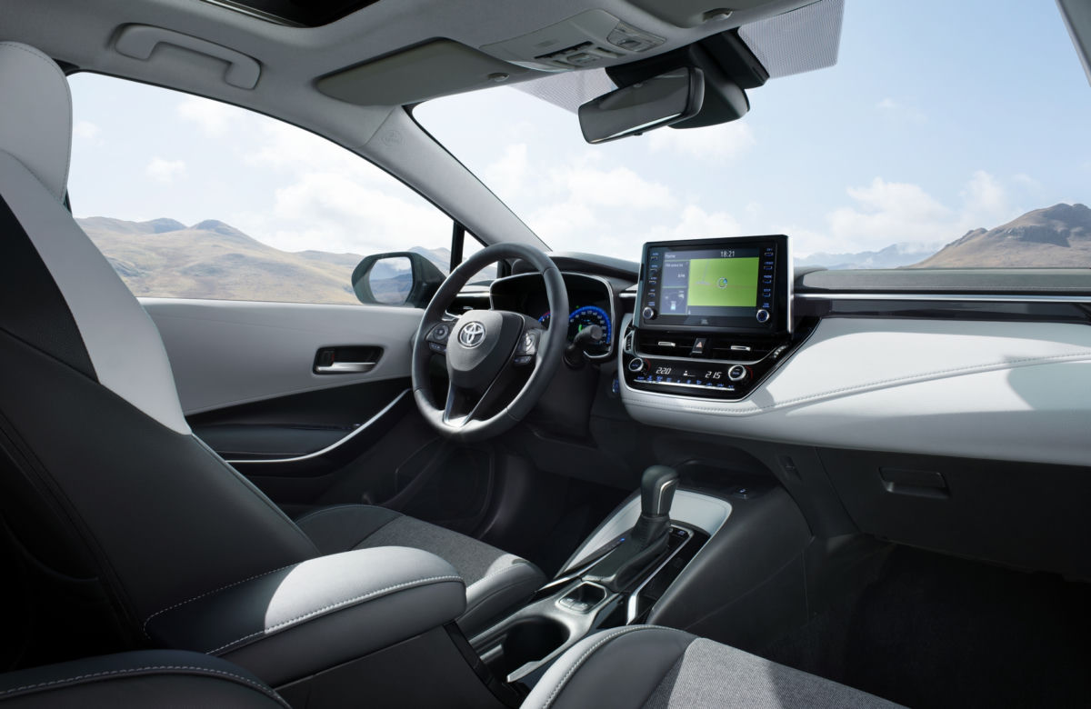 Toyota Corolla Touring Sports