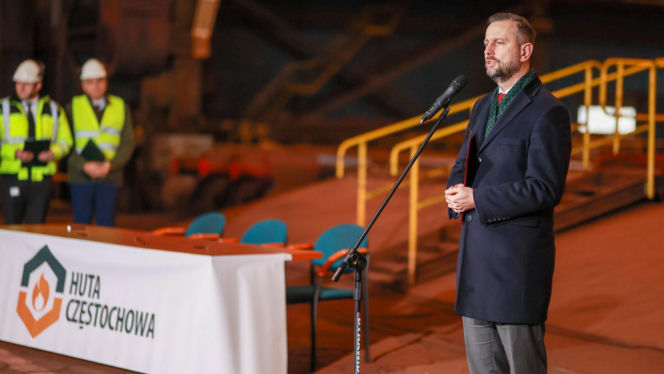 Nabycie Huty Częstochowa przez MON