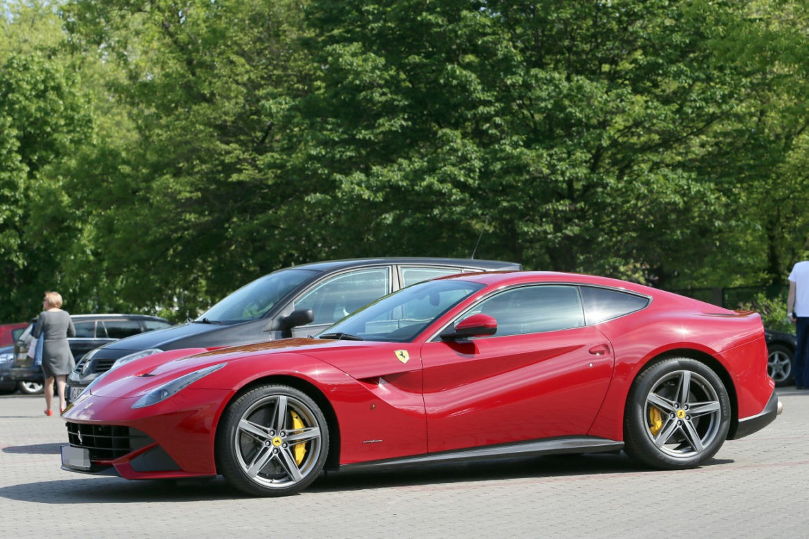 Robert Lewandowski Ferrari F12 Berlinetta