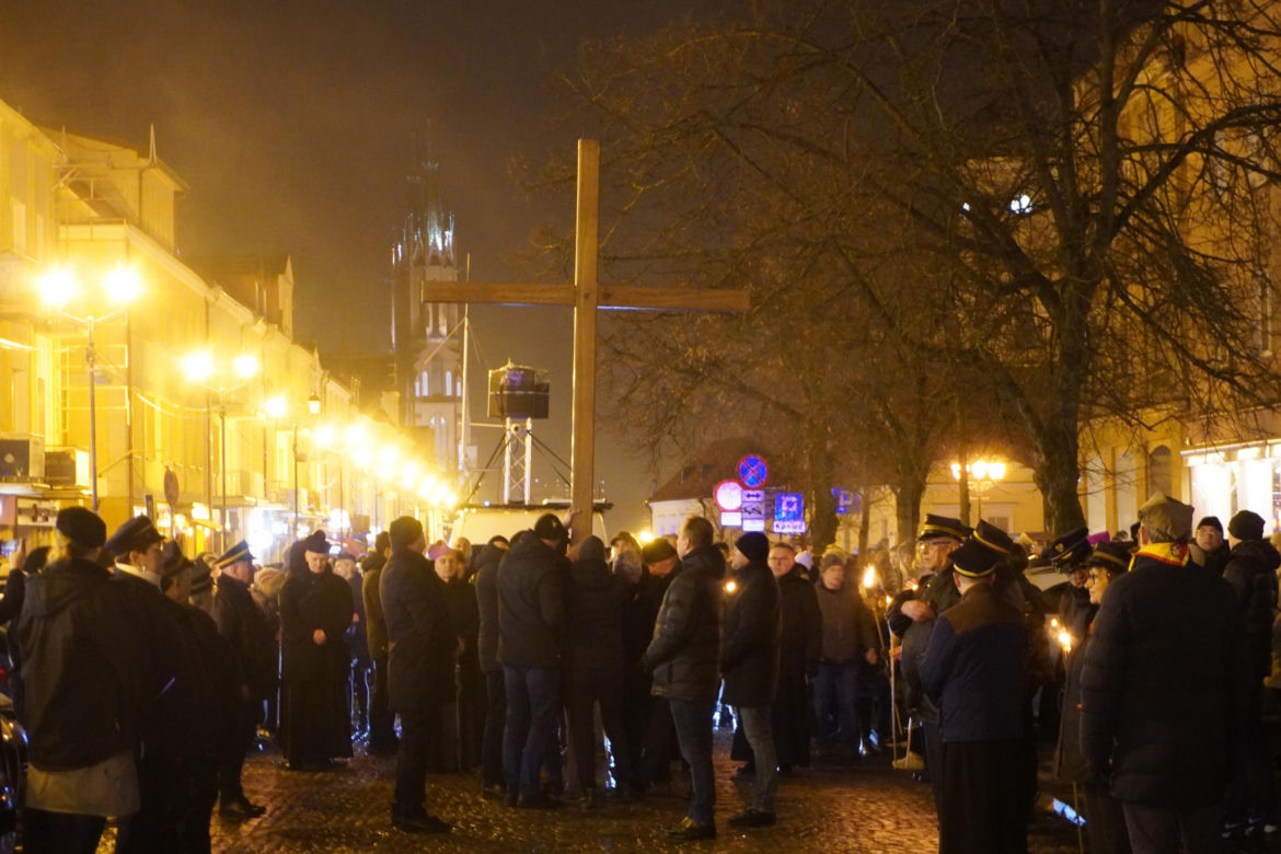 Miejska Droga Krzyżowa w Białymstoku 2024 [ZDJĘCIA]
