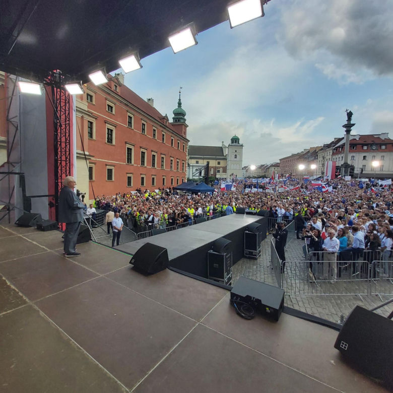 Lech Wałęsa pokazał kulisy manifestacji z 4.06