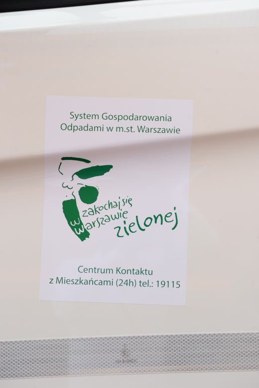 Śmieciarze pochwalili się sprzętem