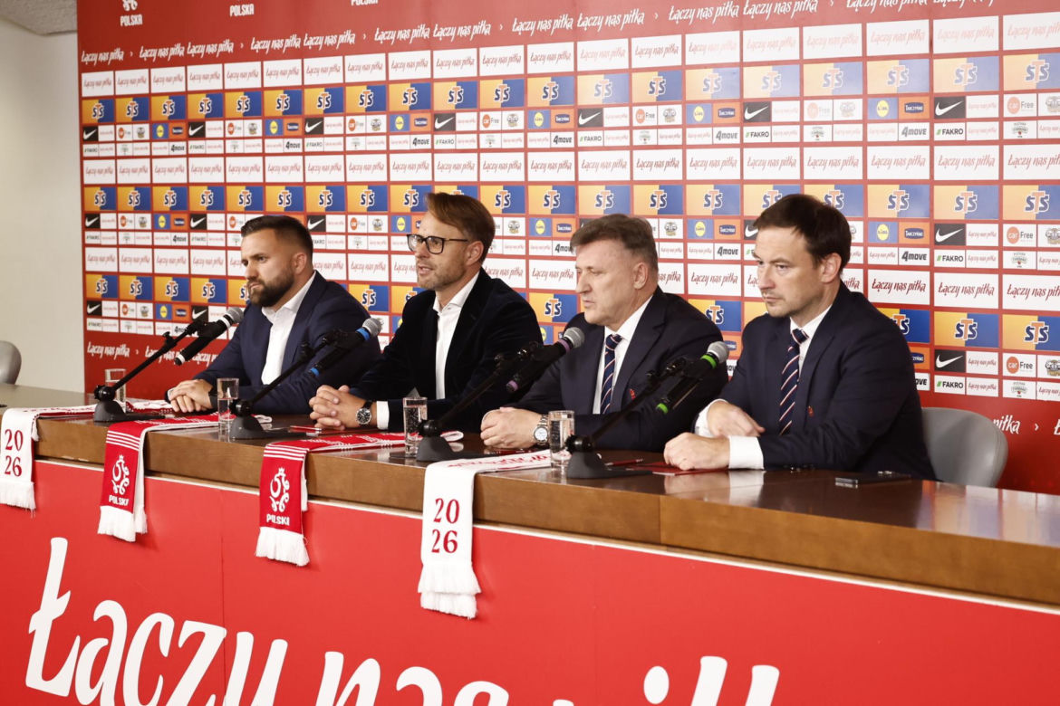 Cezary Kulesza i sekretarz Łukasz Wachowski ogłosili nowego sponsora PZPN