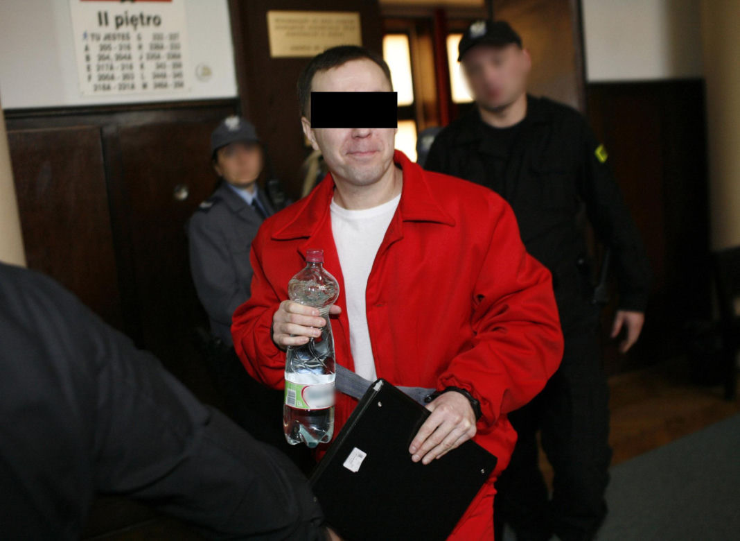Wpadł, gdy wracał do domu z zakupami. Był najbardziej poszukiwanym przestępcą w kraju   