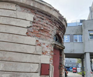 Zabytkowa rotunda na terenie szpitala MSWiA w Warszawie