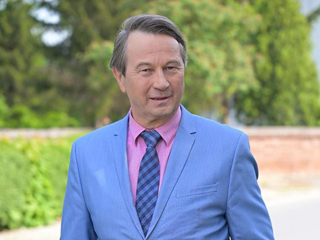 Pierwsza miłość, odcinek 4039: Wójt Nowosiółek (Piotr Cyrwus) 