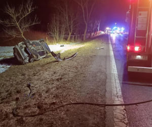 Dramat na trasie Wrocław - Jelenia Góra. Jedna osoba zginęła, cztery trafiły do szpitala