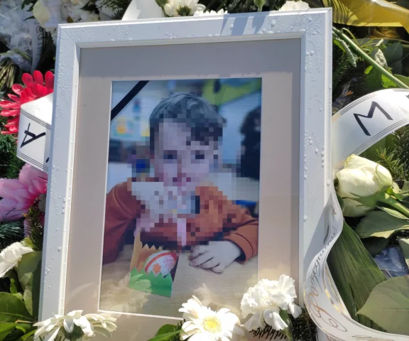 Antosia bolał brzuszek po świętach. Zmarł po kilku godzinach