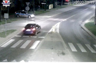 Jechała pod prąd, bo myślała, że tak trzeba! Po powrocie z Wielkiej Brytanii straciła prawo jazdy- WIDEO