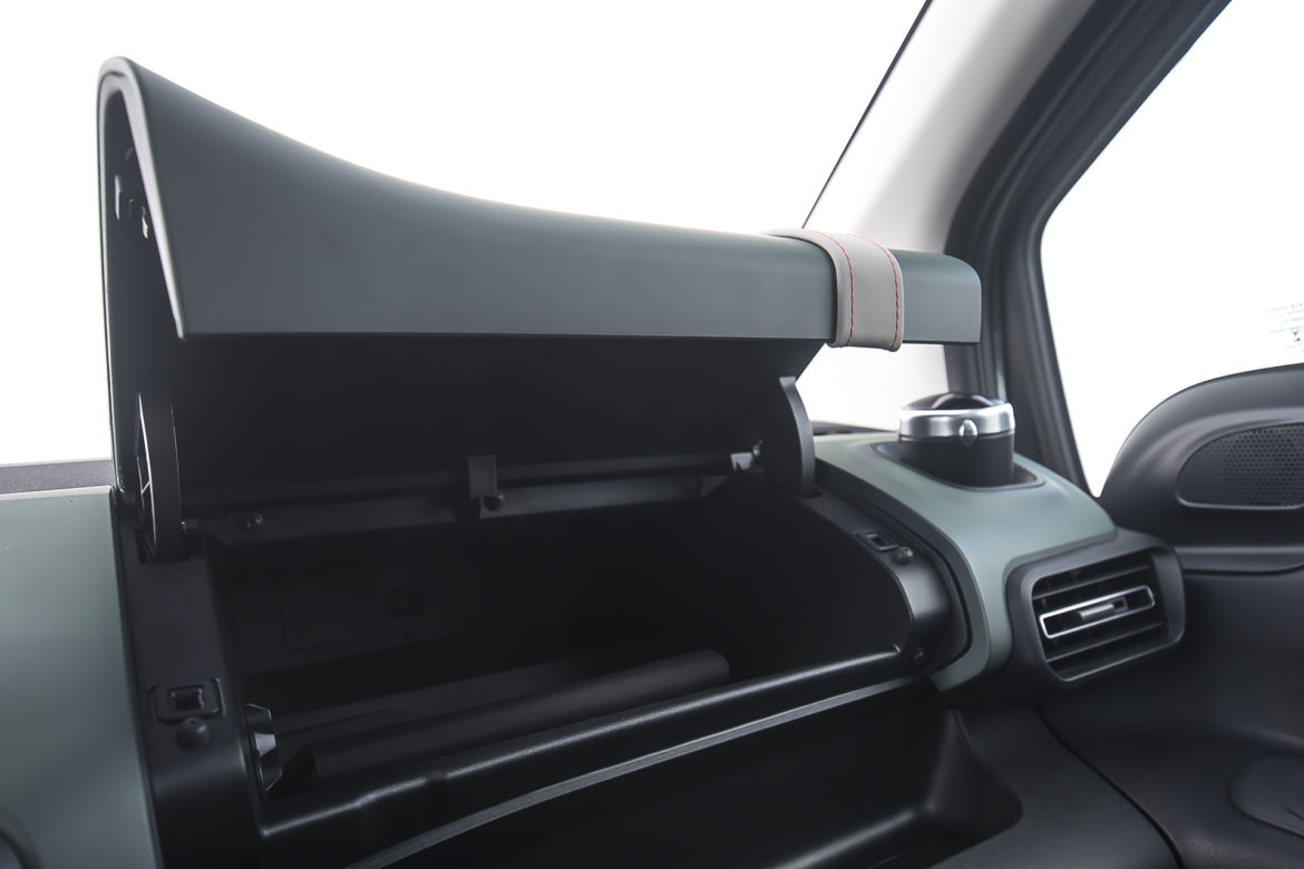 Citroen Berlingo Shine 1.5 BlueHDI 130 KM 6MT