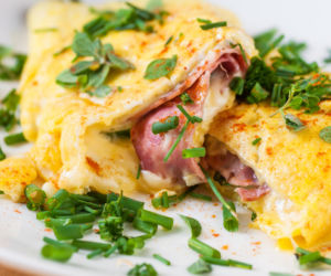 Omlet z szynką