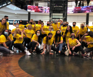 Flashmob w Manufakturze. Trenerzy z Łodzi chcą ratować branżę fitness