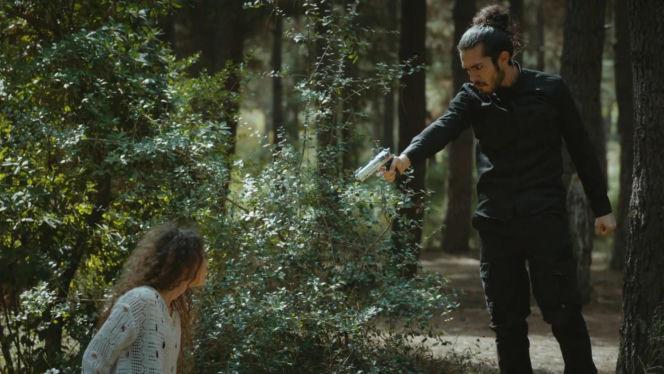 Dziedzictwo, odc. 892. Nana, Szakal