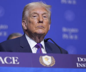 Trump podnosi cła na towary z Unii Europejskiej. Czy rozpęta wojnę handlową?