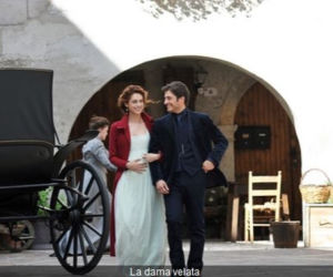 Dama w czarnym welonie. Clara (Miriam Leone), Guido (Lino Guanciale)