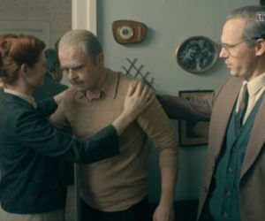 Stulecie Winnych 4 odcinek 41 (odc. 2). Ryszard (Piotr Rogucki), Ania (Urszula Grabowska), Michał (Stefan Pawłowski)