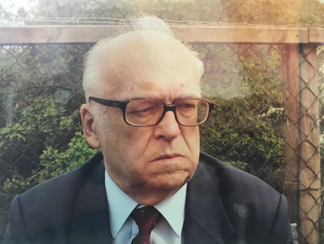 Zbigniew Warzyński  - jak mówi wnuczka - był pogodnym człowiekiem mimo wydawałoby się, zaciętej miny. - To był taki łobuz - mówi wnuczka