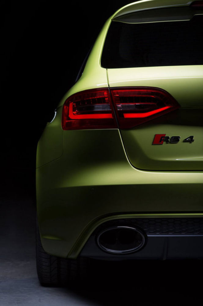 Audi RS4 Avant Exclusive Peridot Green