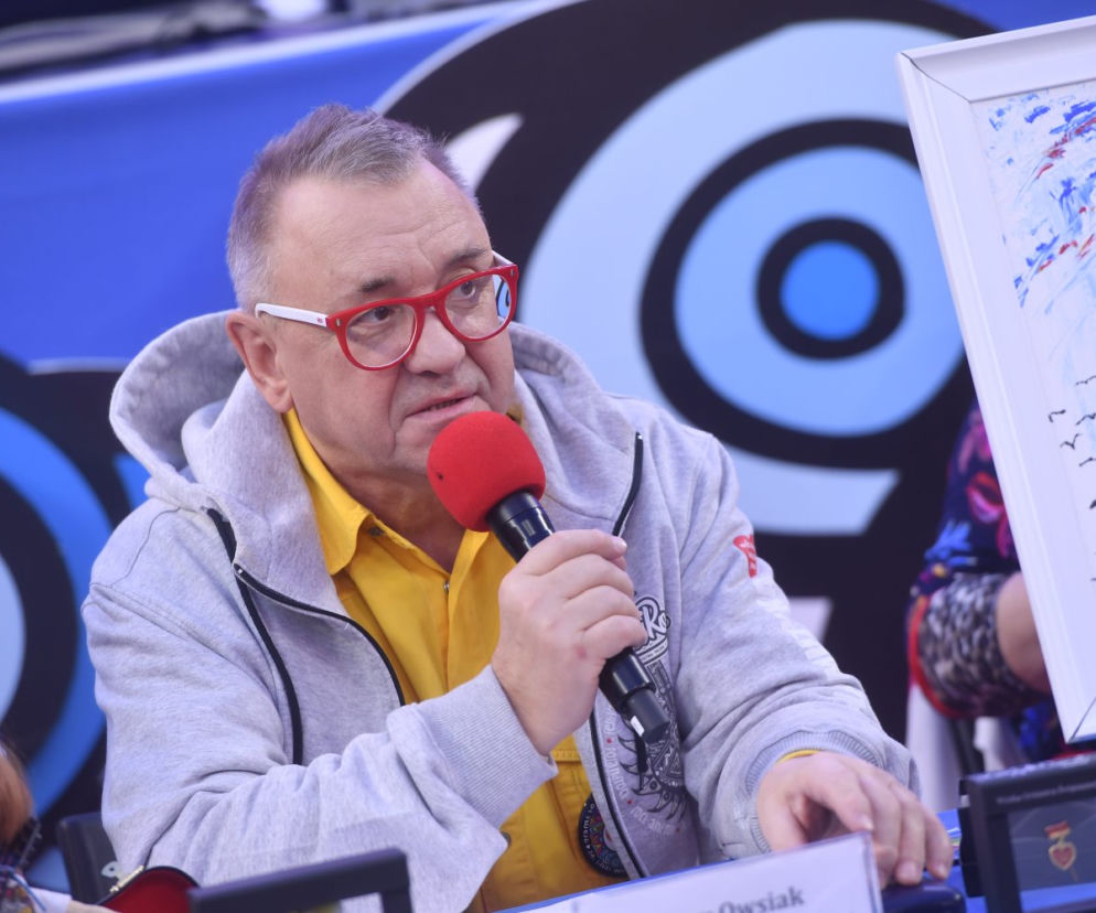 Jerzy Owsiak z wnuczką  - Finał WOŚP 2020