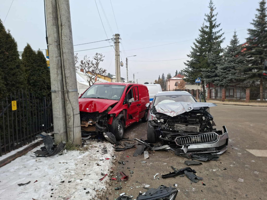 Wypadek u zbiegu ulic Miodowej i Smugowej