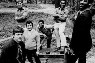 Siedmiosekundowa solówka perkusyjna ukształtowała kilka gatunków muzycznych. Poznaj historię „Amen Break” i grupy The Winstons