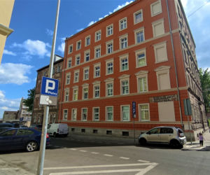 Kamienica przy ul. Kaszubskiej odzyskuje dawny blask