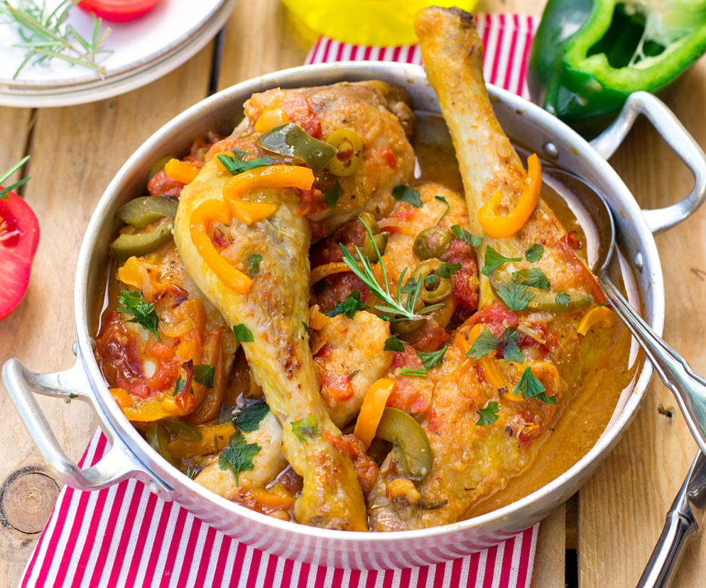 Ten kurczak po węgiersku rozpływa się w ustach. Sekret tkwi w jednej przyprawie