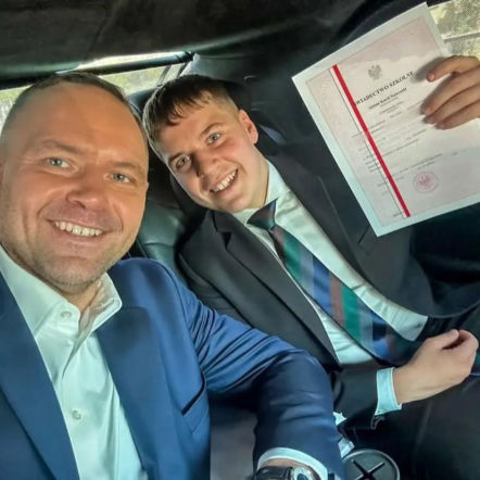 Gwiazdy pochwaliły się świadectwami dzieci