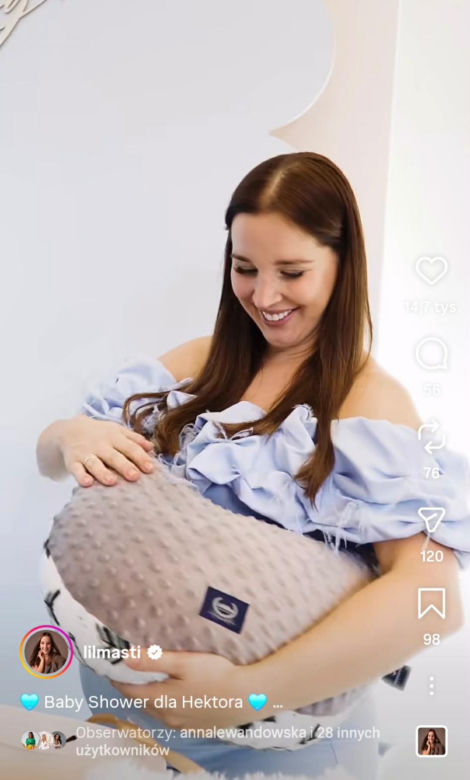 Lil Masti urodziła
