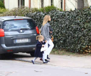 Kasia Tusk z córkami z koszyczkiem przyjechali do Donalda