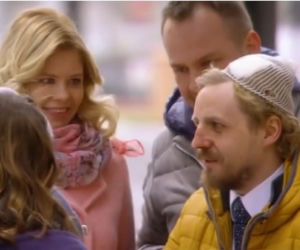O mnie się nie martw 2 sezon odc. 13. Krzysiek Małecki (Paweł Domagała), Ewelinka (Ewelina Serafin)