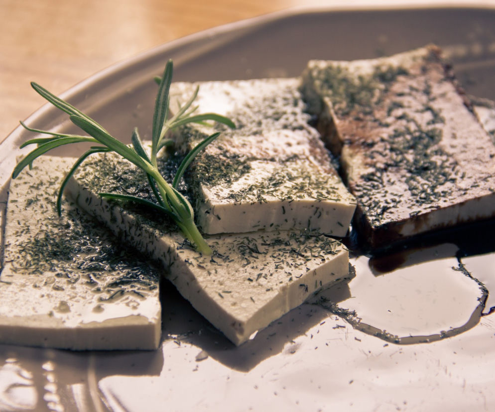 co-to-jest-tofu-jak-przygotowac-domowe-tofu-przepis.jpg