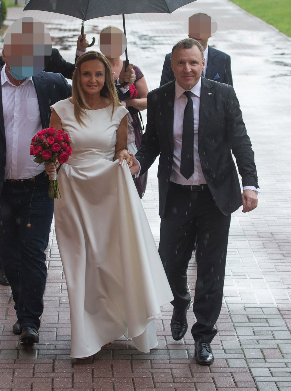 Państwo Kurscy wchodzą do kościoła