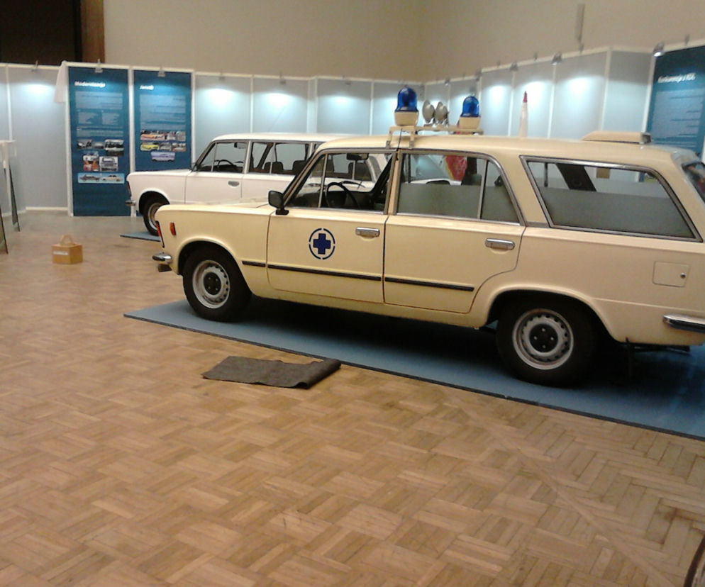 Fiat 125p w Muzeum Techniki i Przemysłu NOT