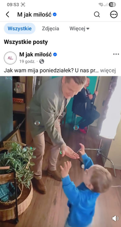M jak miłość nowy sezon. Antoś (Mikołaj Jankowski), Paweł (Rafał Mroczek) na planie