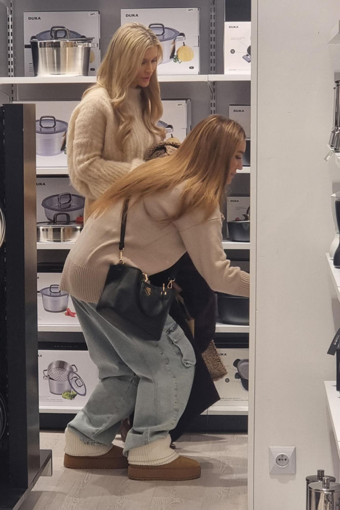 Joanna Krupa z siostrą Martą. Zjadły w mlecznym i poszły po patelnię