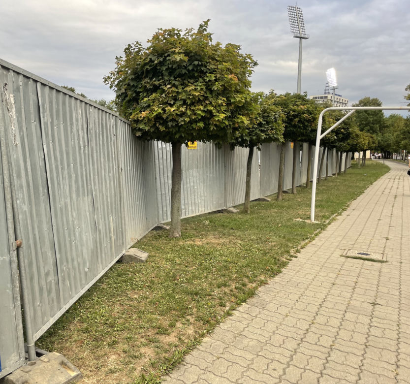 Nie można wejść do Lidla przy ul. Hetmańskiej w Rzeszowie. Czy sklep zostanie zamknięty? 