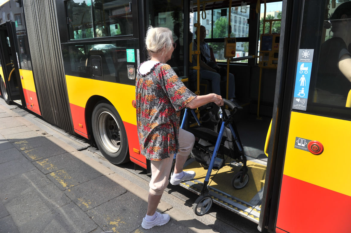 Metro wycięło autobusy z Jelonek. Mieszkańcy wściekli na decyzje ZTM