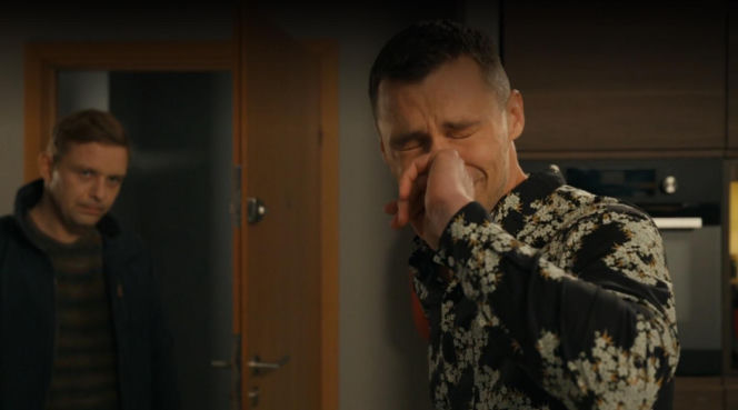 Barwy szczęścia odc. 3341. Darek Janicki (Andrzej Niemyt), Hubert (Marek Molak)