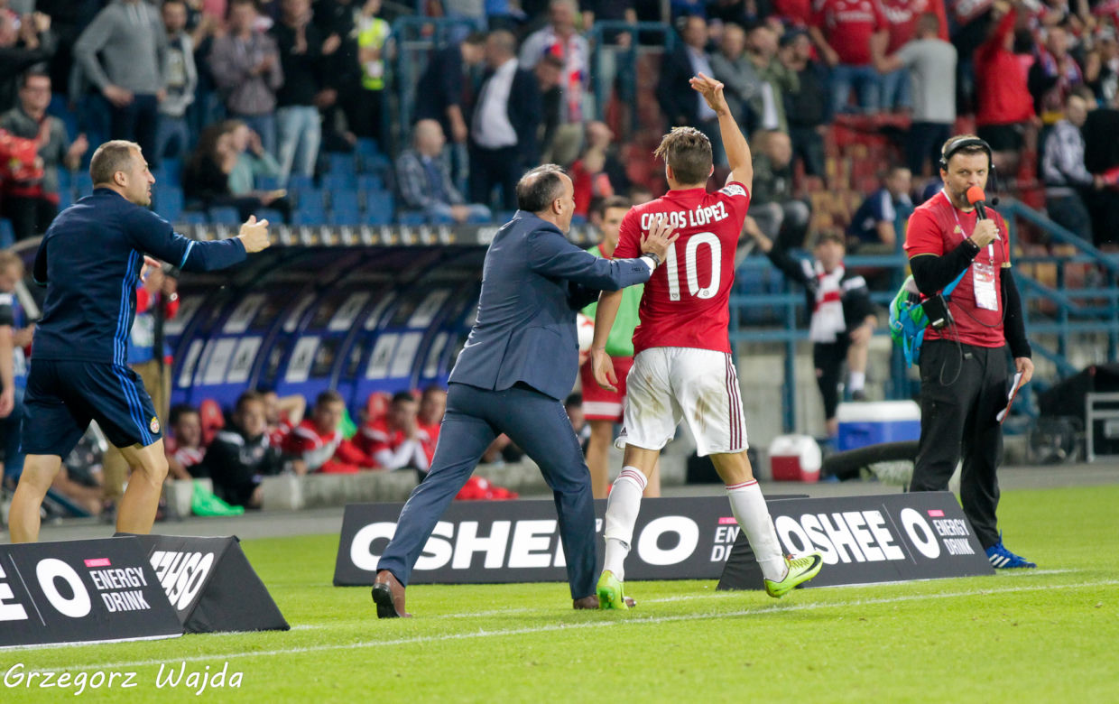 Derby Krakowa zwycięskie dla Wisły: Zobacz zdjęcia z meczu! [GALERIA, AUDIO]