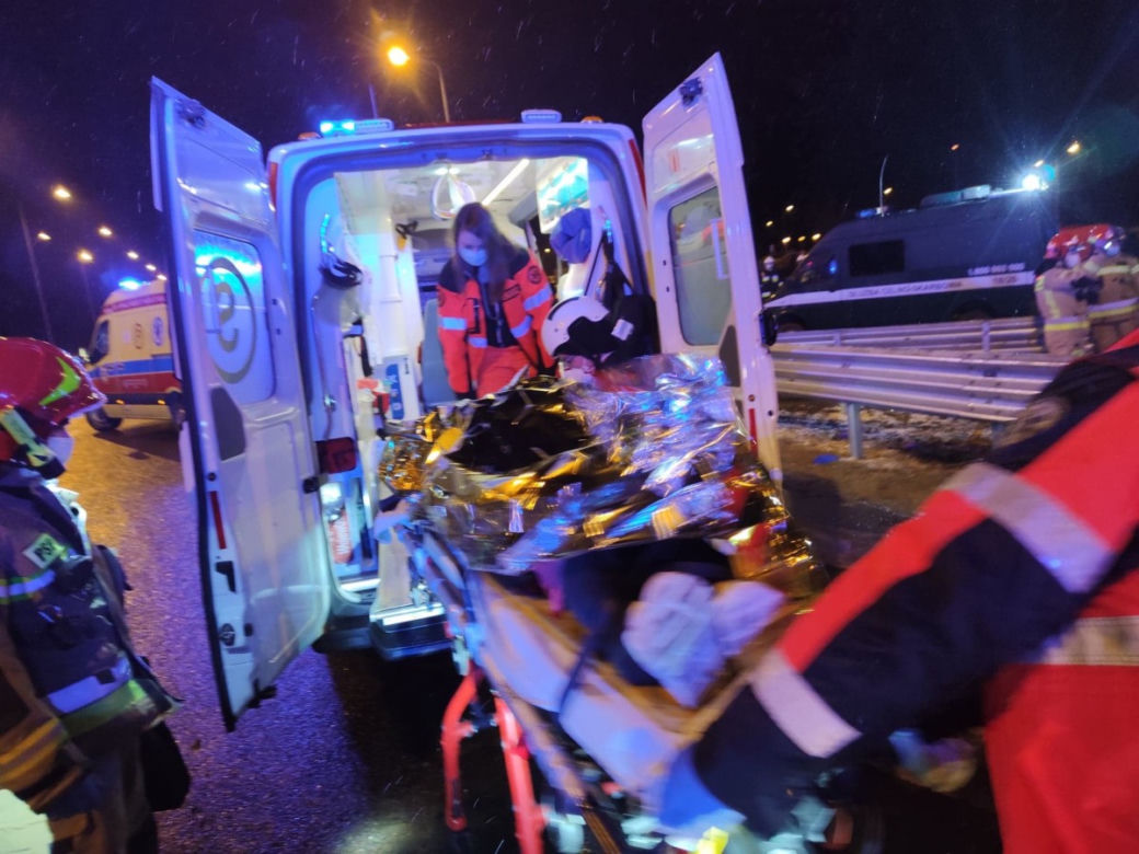 Autostrada A4. Dramatyczna relacja ratowników medycznych z miejsca wypadku autokaru