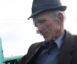 Stanisław latami trzymał ukochaną w komórce obok świń. „Podbieram paszę i zlewki z koryta”