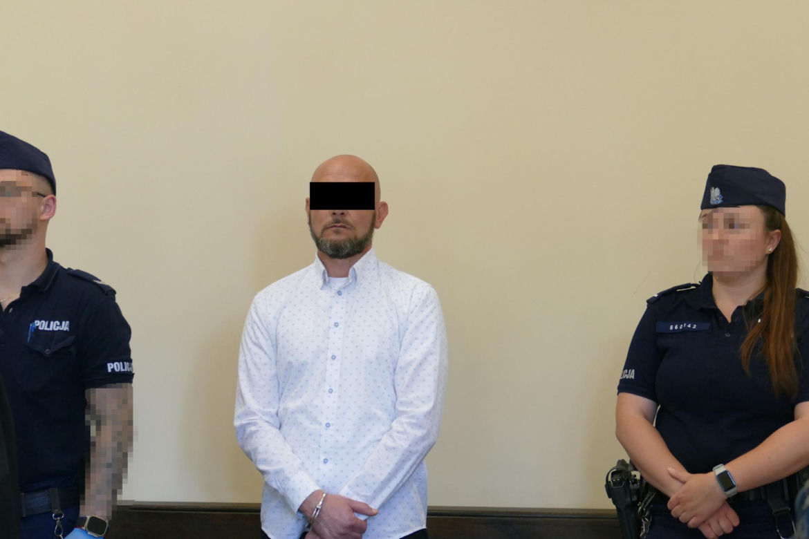Chciał żywcem spalić żonę. Sekundy dzieliły ją od śmierci. Spędzi w więzieniu długie lata