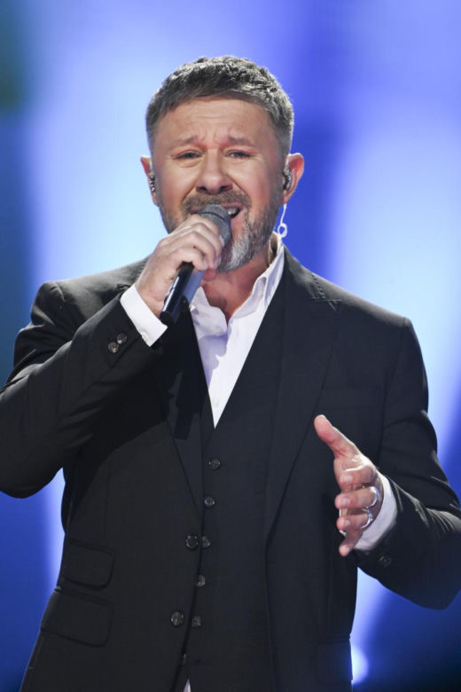 Andrzej Piaseczny szczerze o swoim partnerze. Taką ma relację z mamą muzyka  