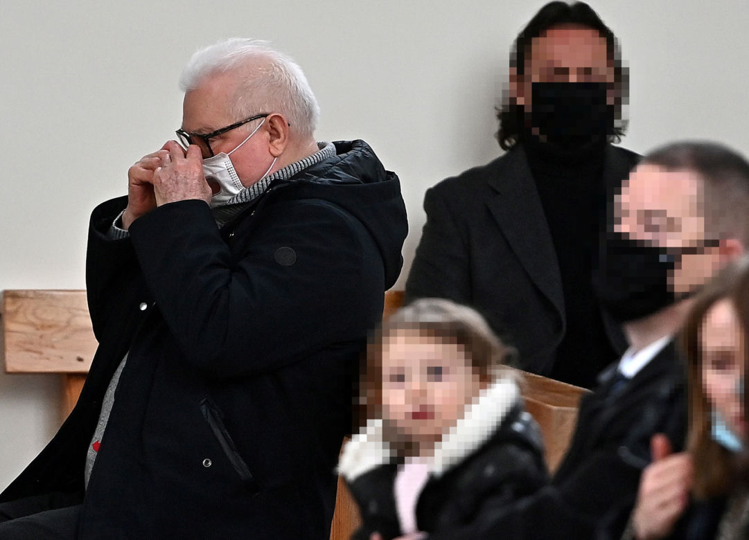 Lech Wałęsa na niedzielnej mszy