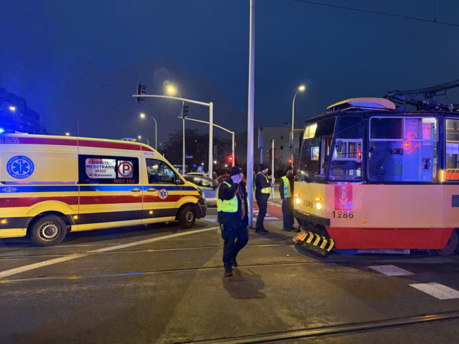 Potrącenie przez tramwaj 17-latki Białołęka