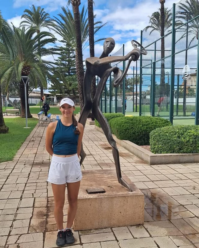 Oliwia Sybicka, 16-letnia stypendystka Igi Świątek